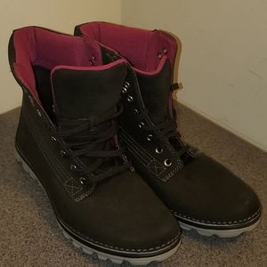 Timberland Women Brookton Boot. LIKE NEW!!